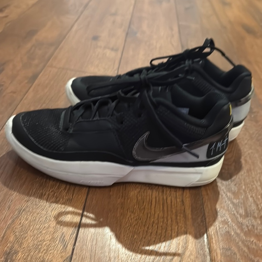 Nike Black and White Athletic Shoes